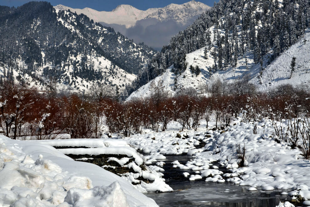 Daksum Anantnag.jpg